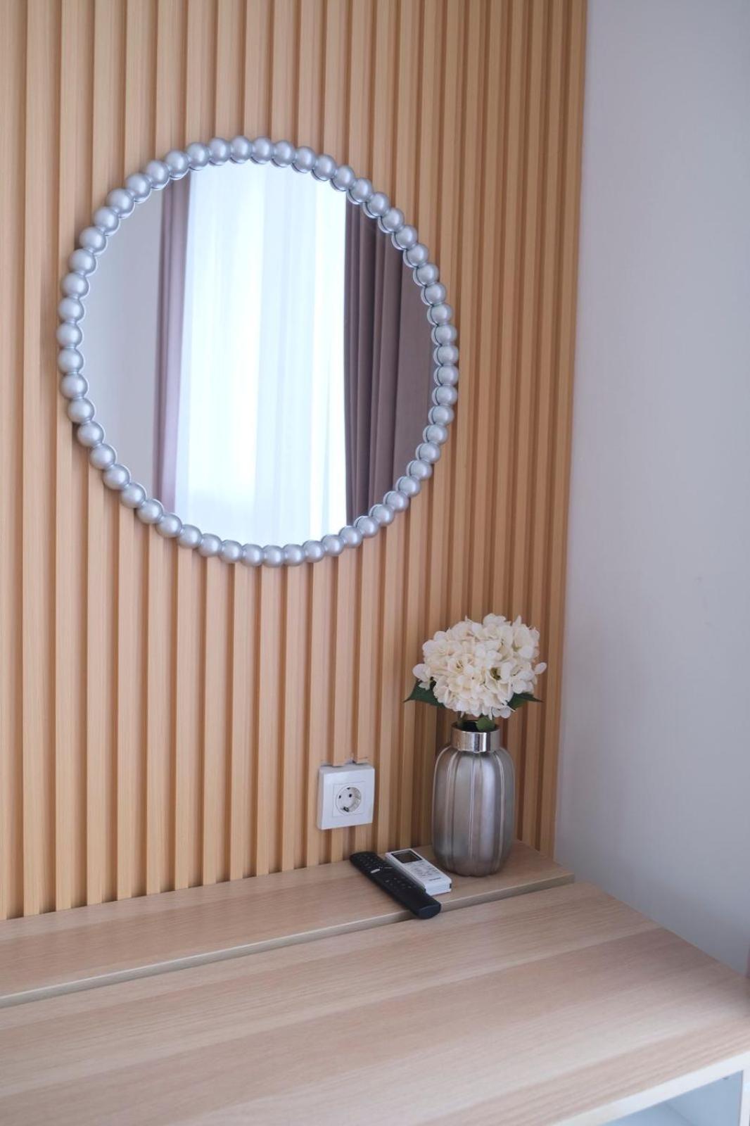 Olivia Soho Guest House ليجيان المظهر الخارجي الصورة
